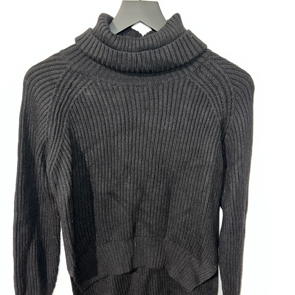Wilfred Free | Aritzia Women’s High Low Turtleneck Sweater | Black | Size XXS - Picture 3 of 5